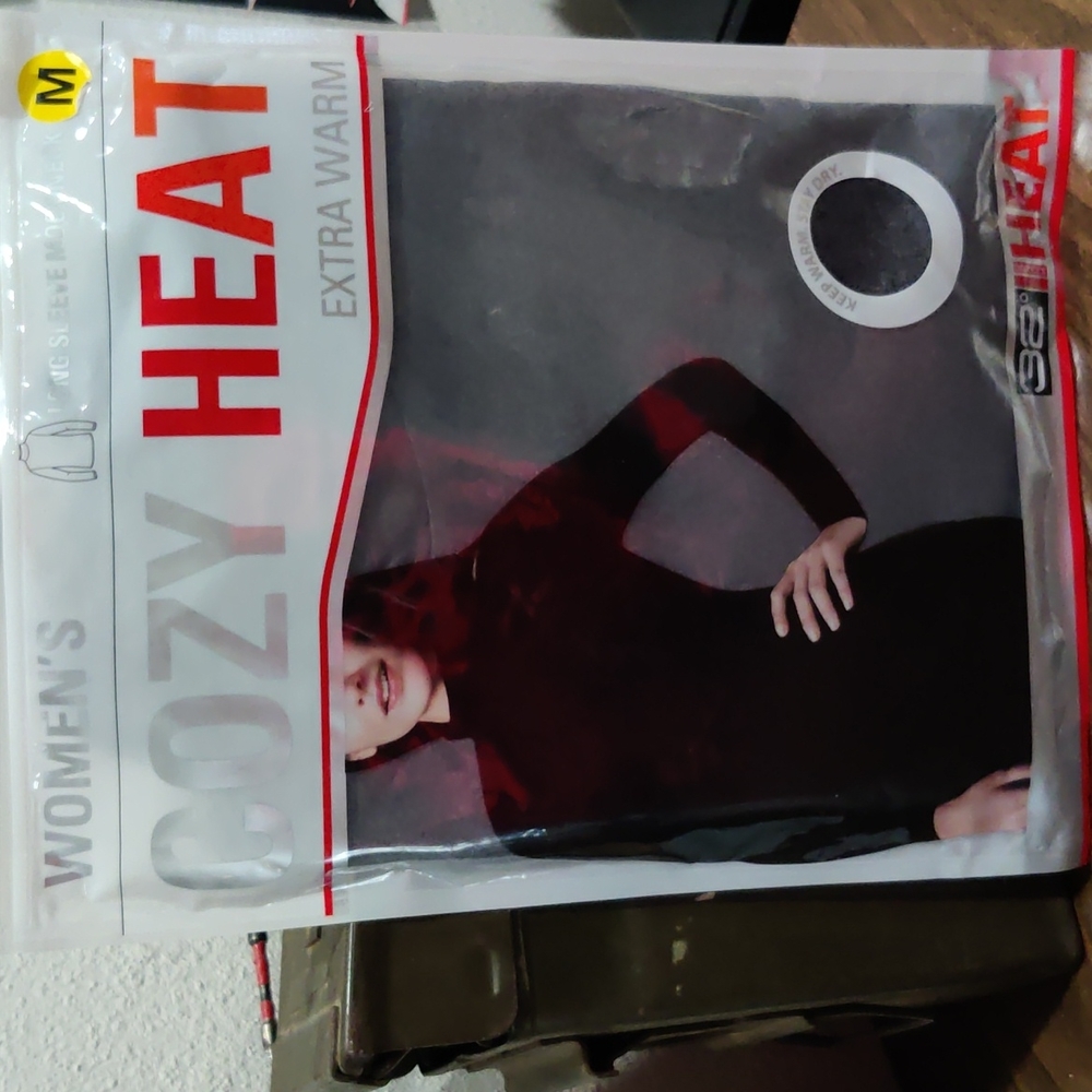 Long Sleeve Mock Neck